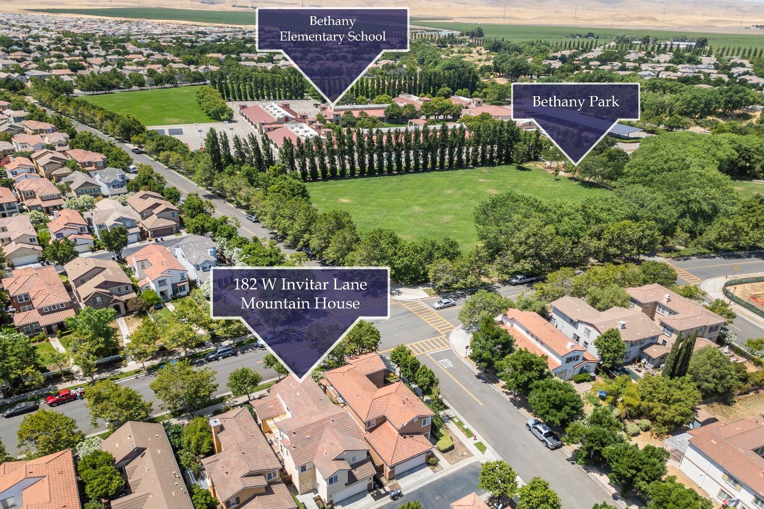 182 W Invitar Lane