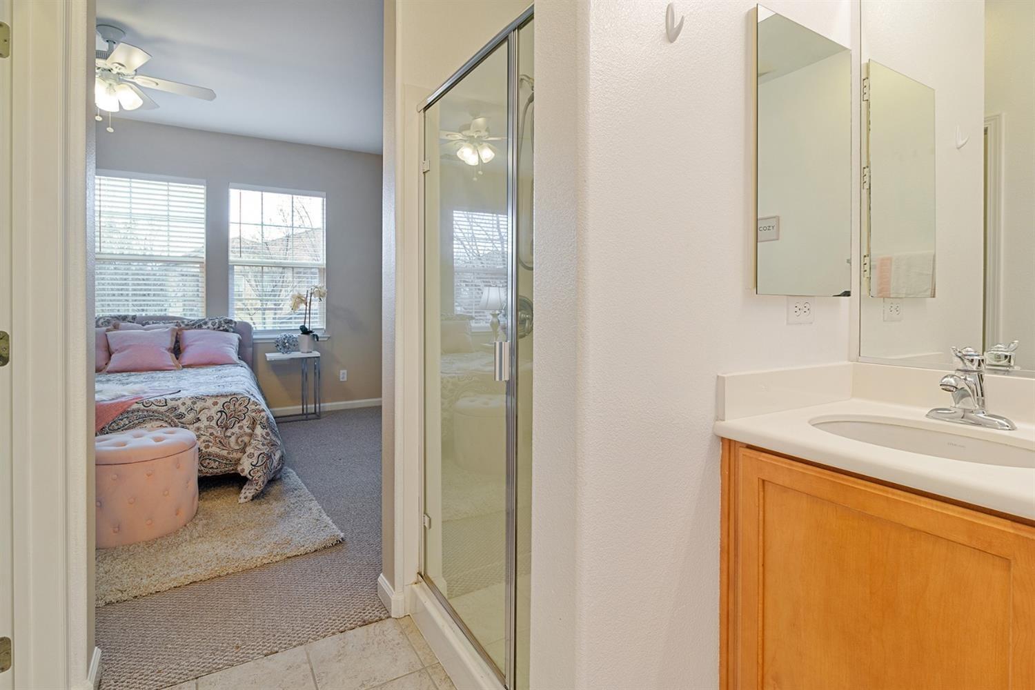 177 S Veracruz Place