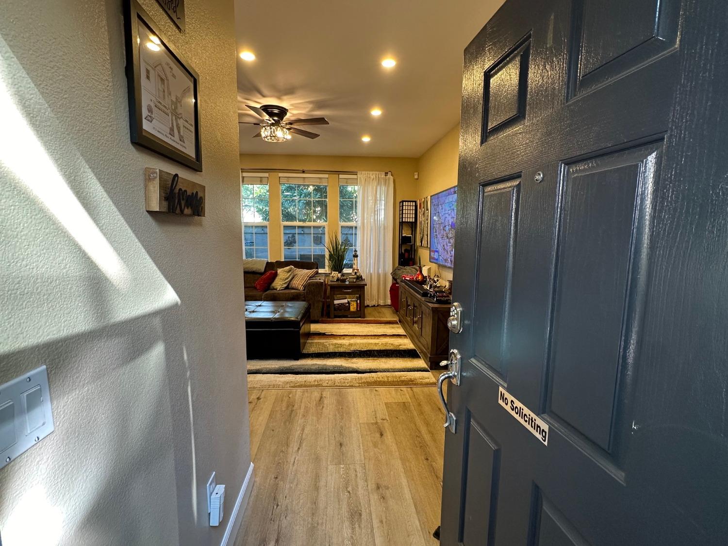 177 S Veracruz Place