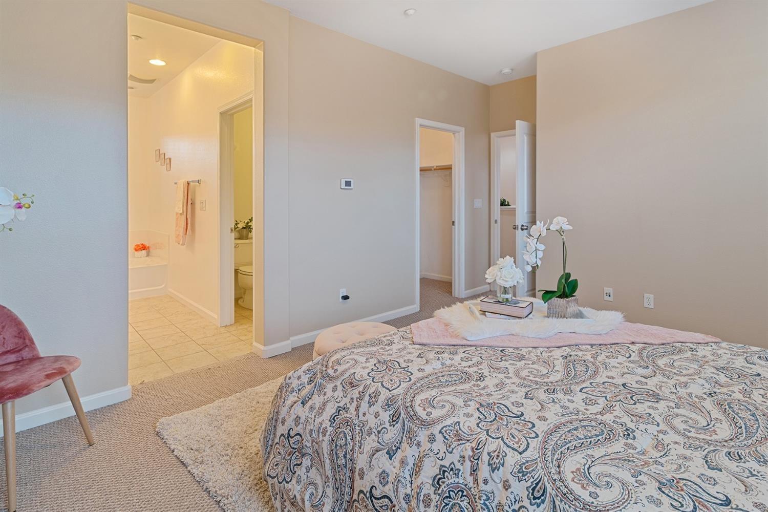 177 S Veracruz Place