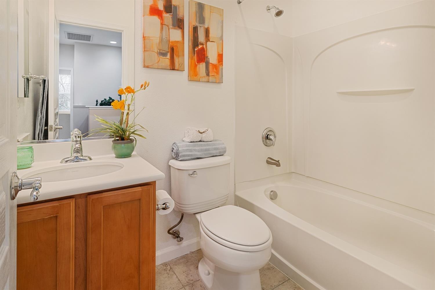 177 S Veracruz Place