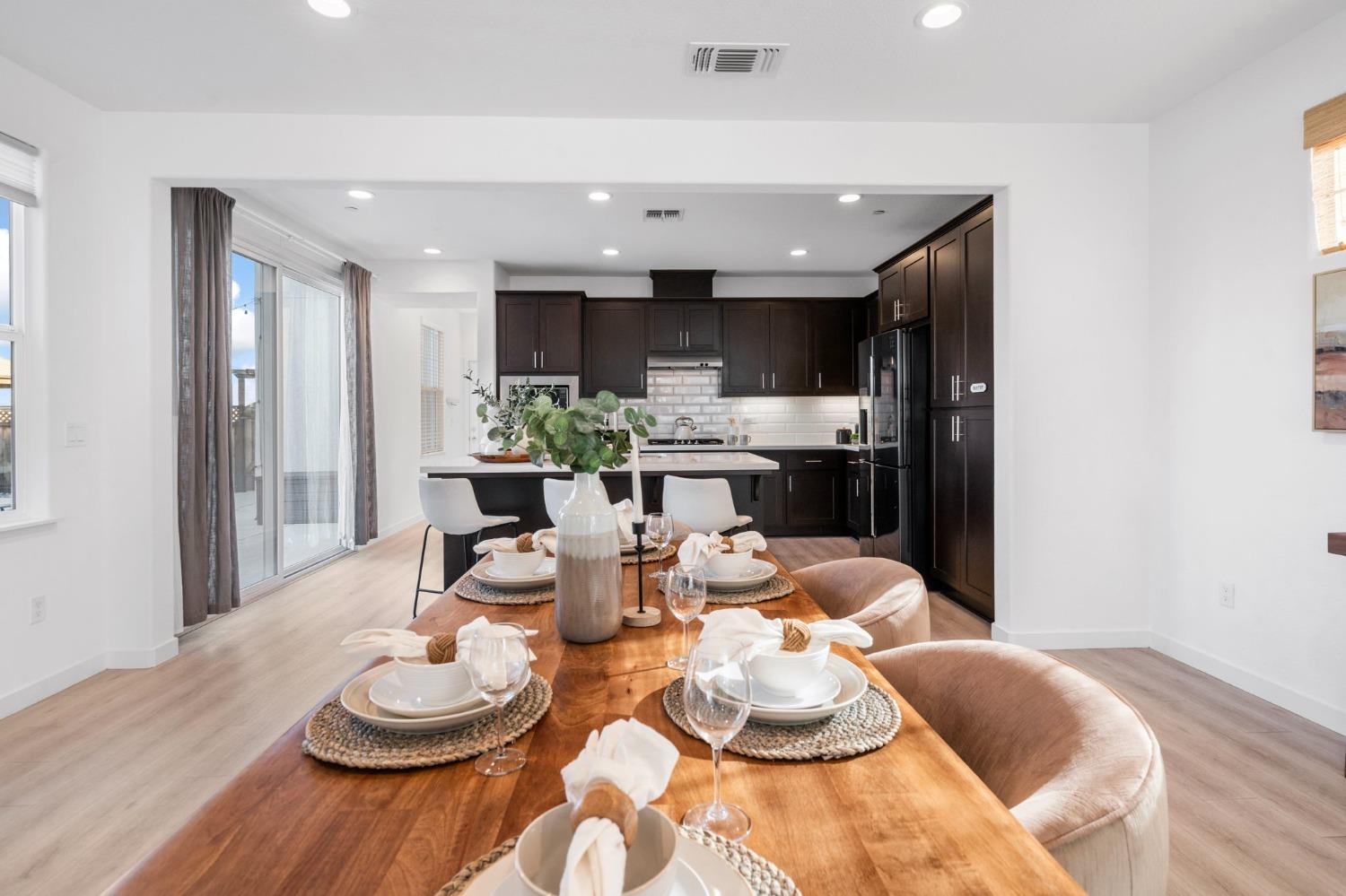 1280 S Central Parkway