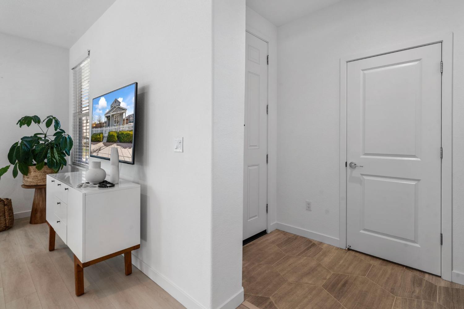 1280 S Central Parkway