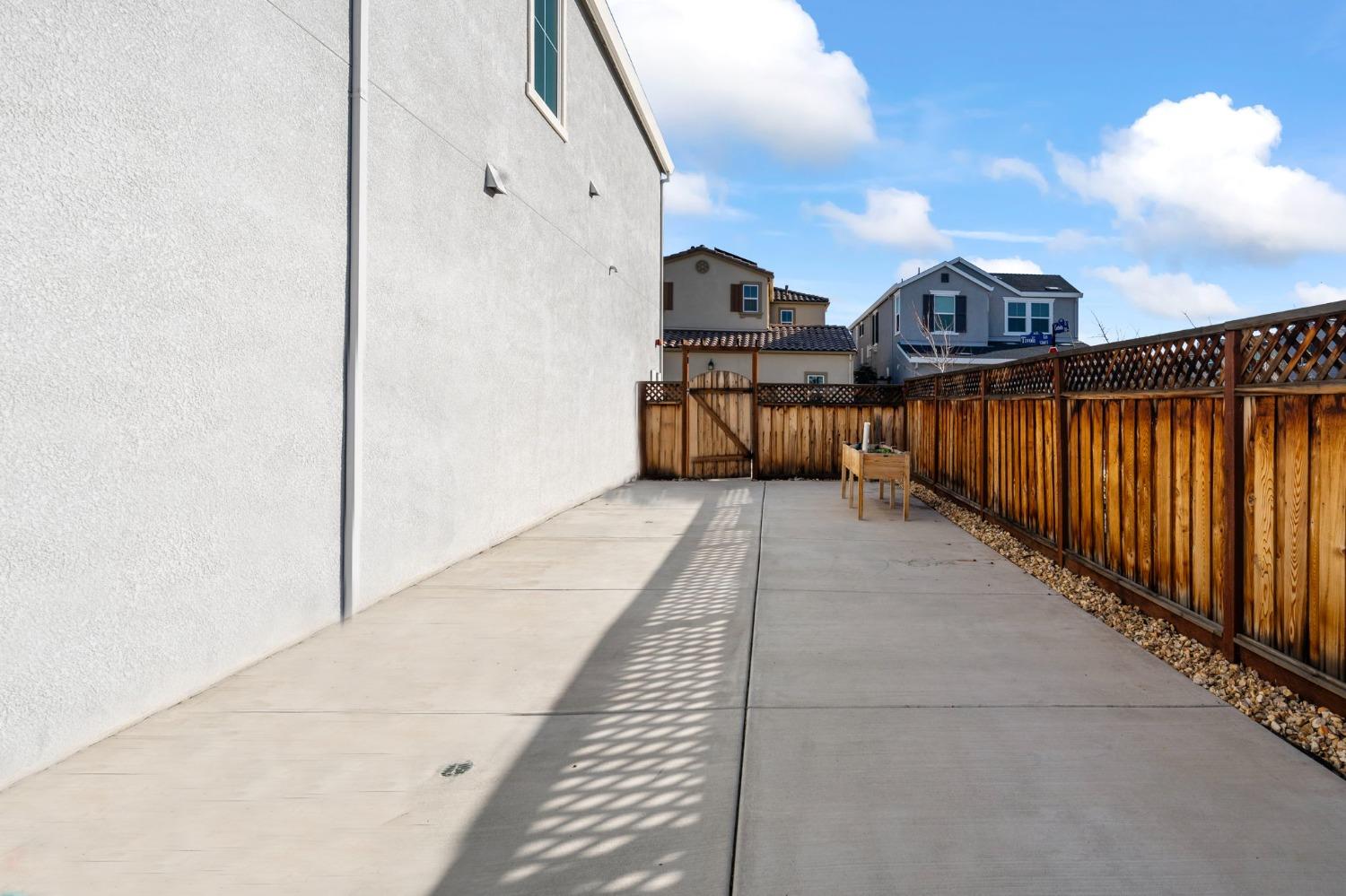 1280 S Central Parkway