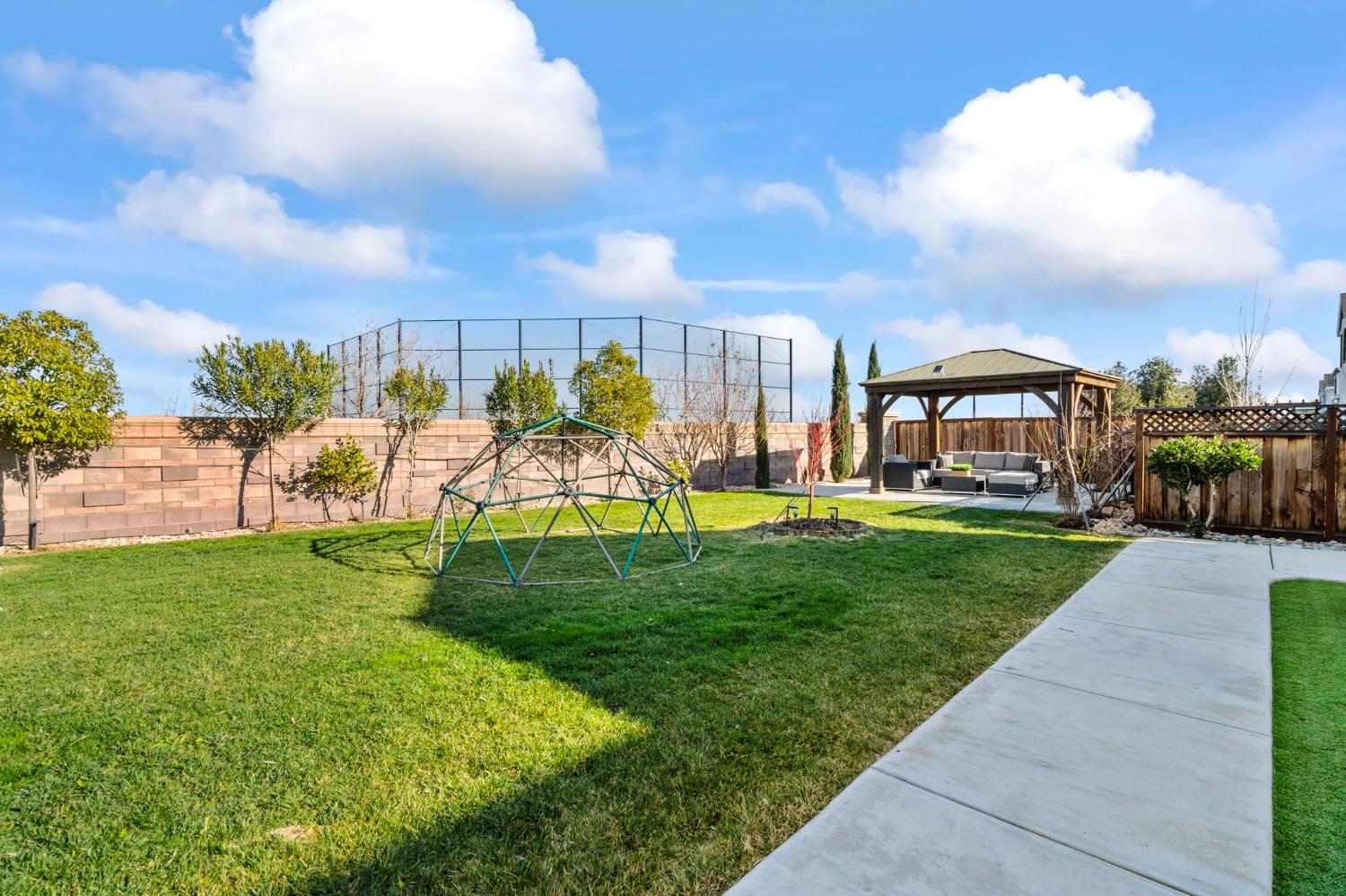 1280 S Central Parkway