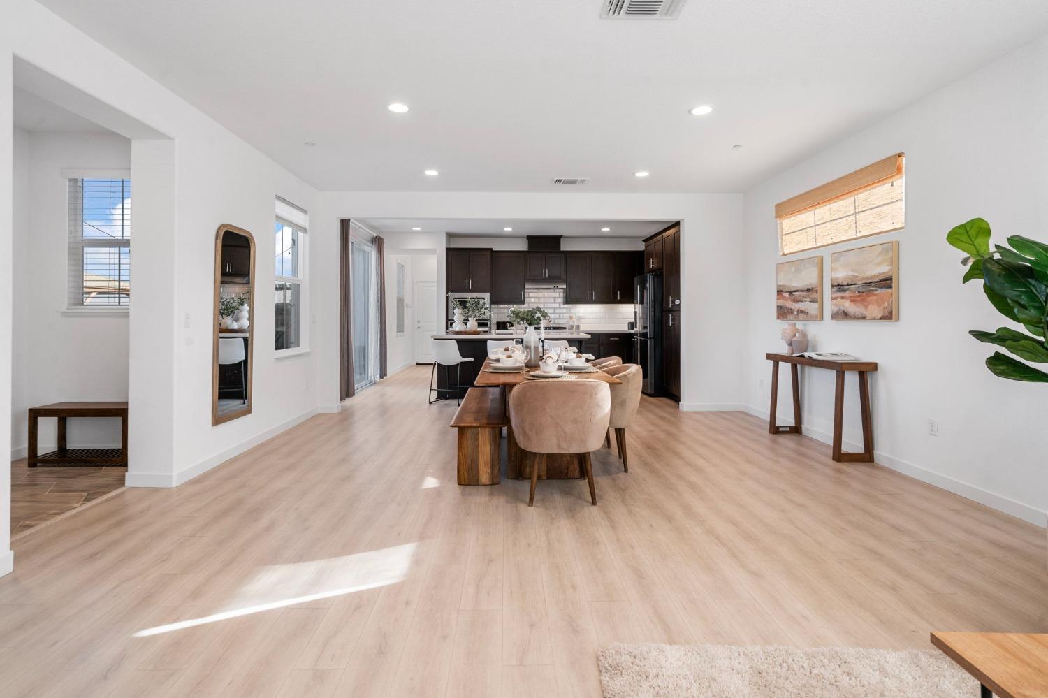 1280 S Central Parkway