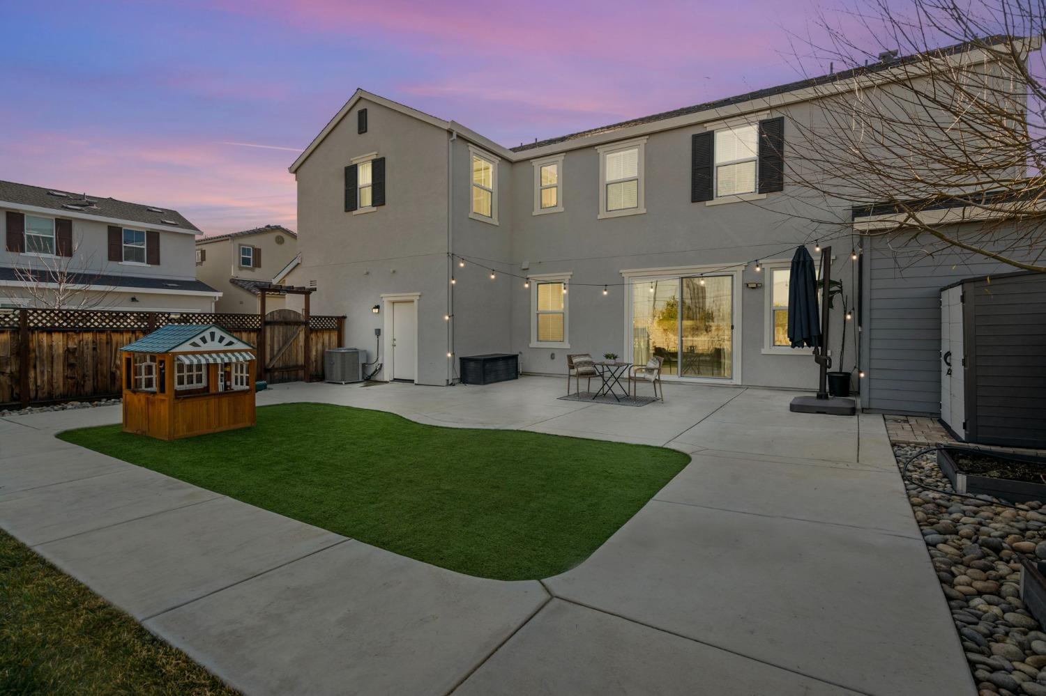 1280 S Central Parkway