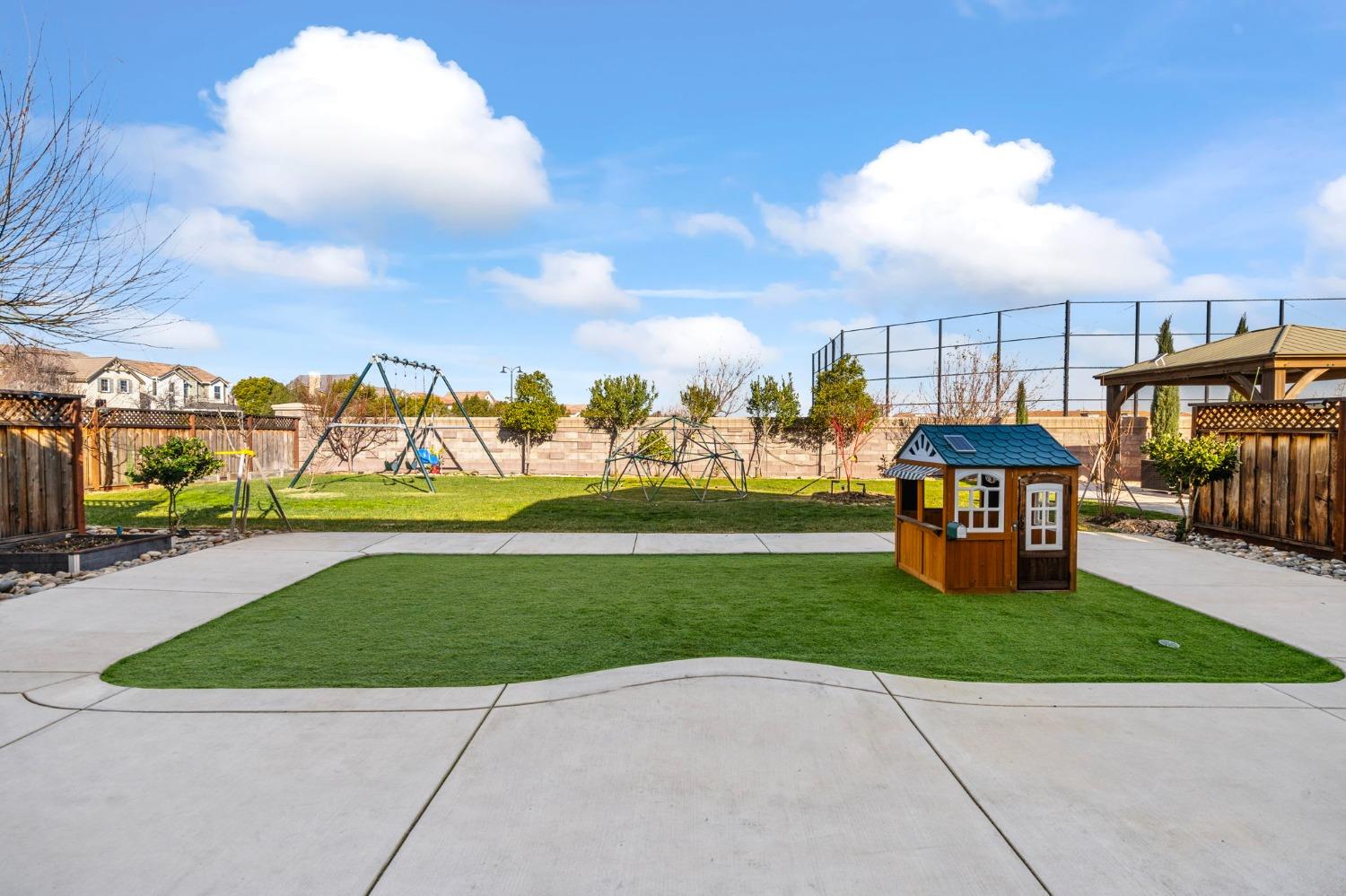 1280 S Central Parkway