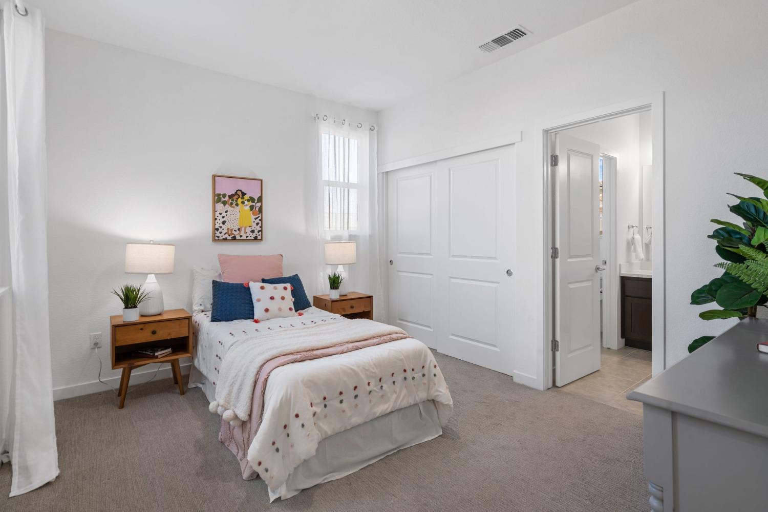 1280 S Central Parkway