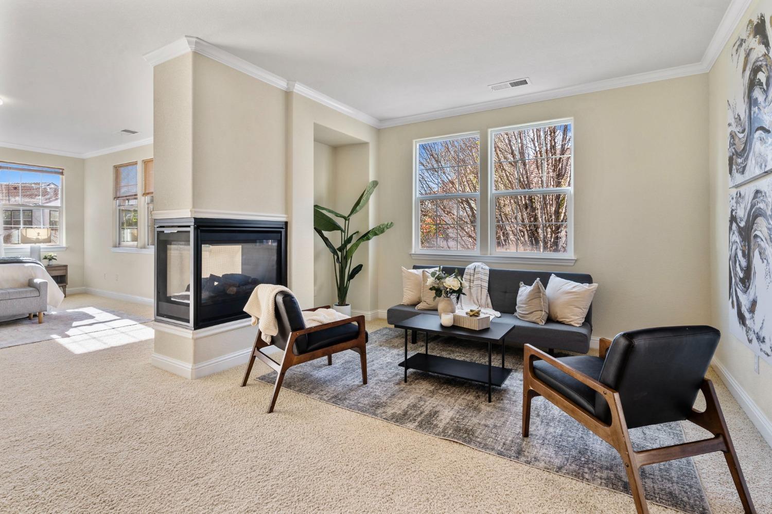 291 N Alta Dena Street