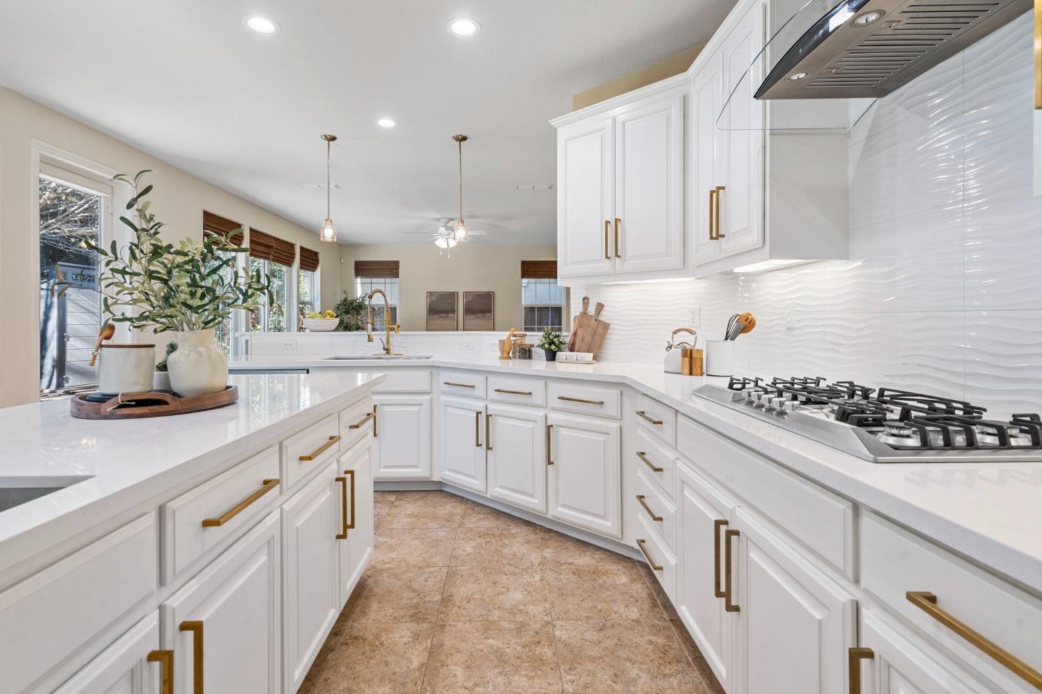 291 N Alta Dena Street