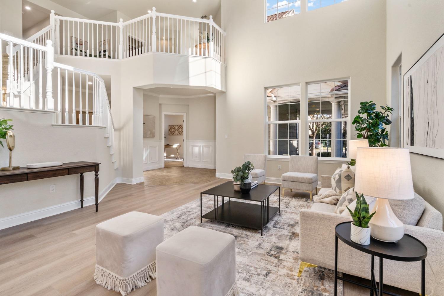 291 N Alta Dena Street