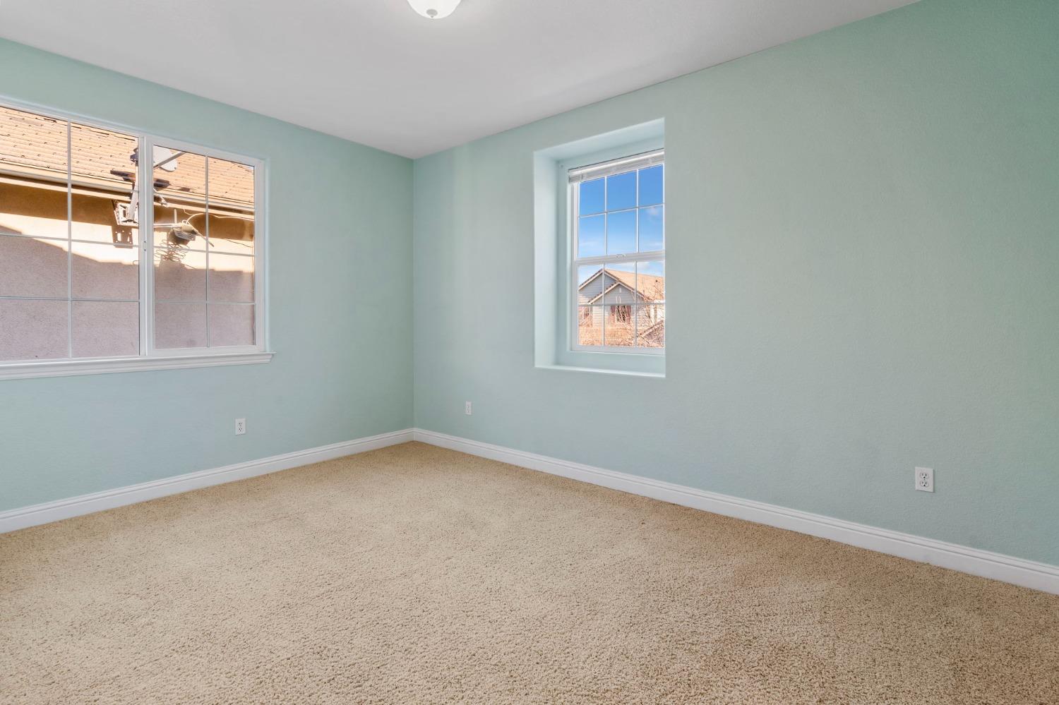 291 N Alta Dena Street