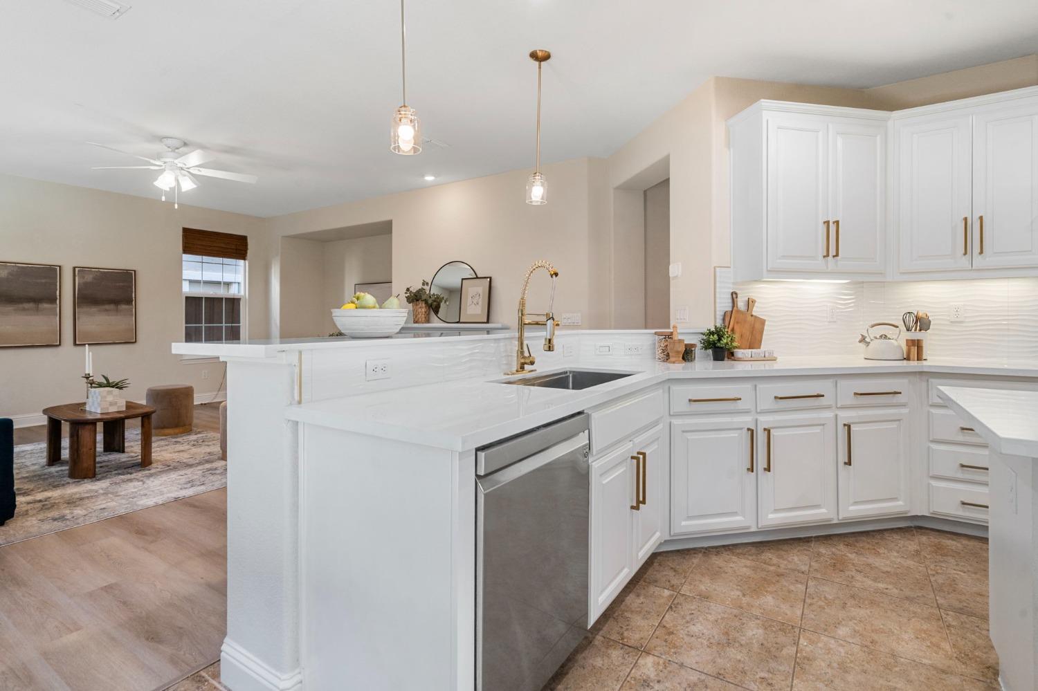 291 N Alta Dena Street