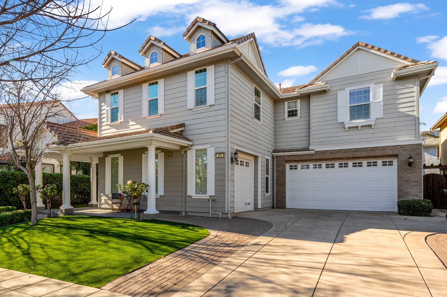 291 N Alta Dena Street