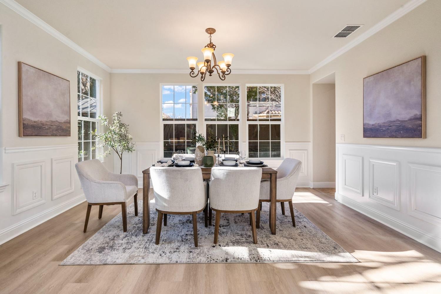 291 N Alta Dena Street