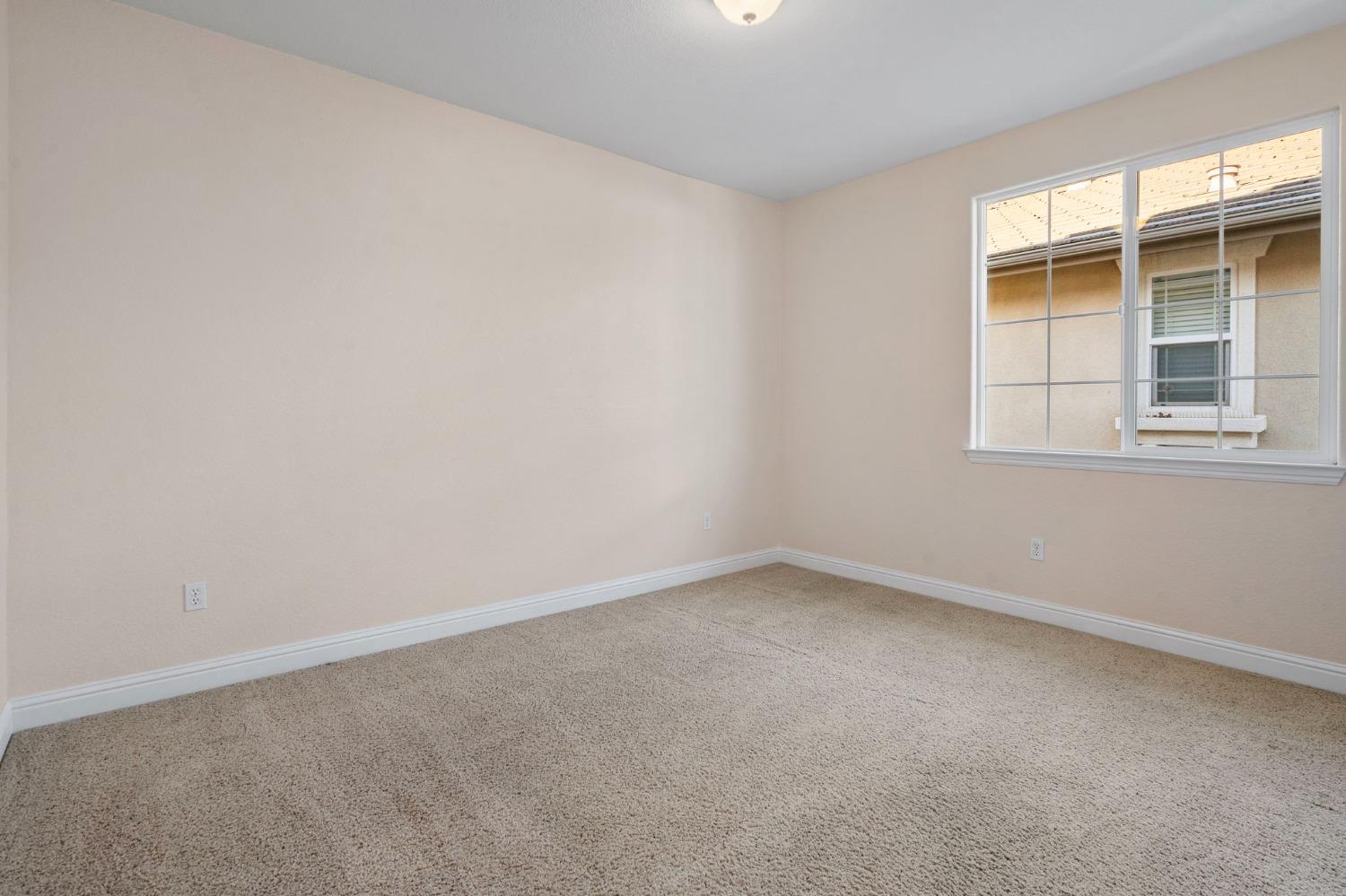 291 N Alta Dena Street