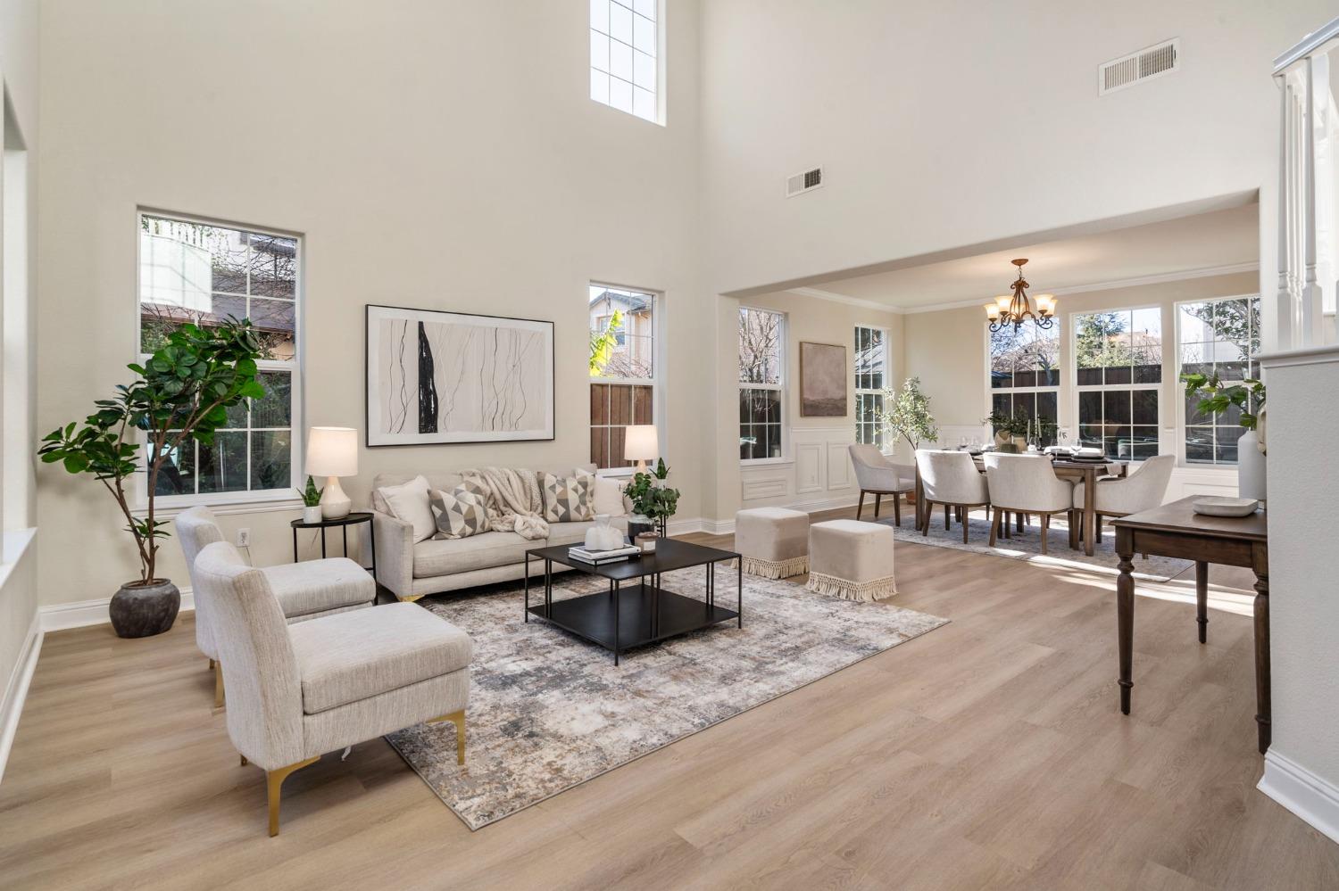 291 N Alta Dena Street