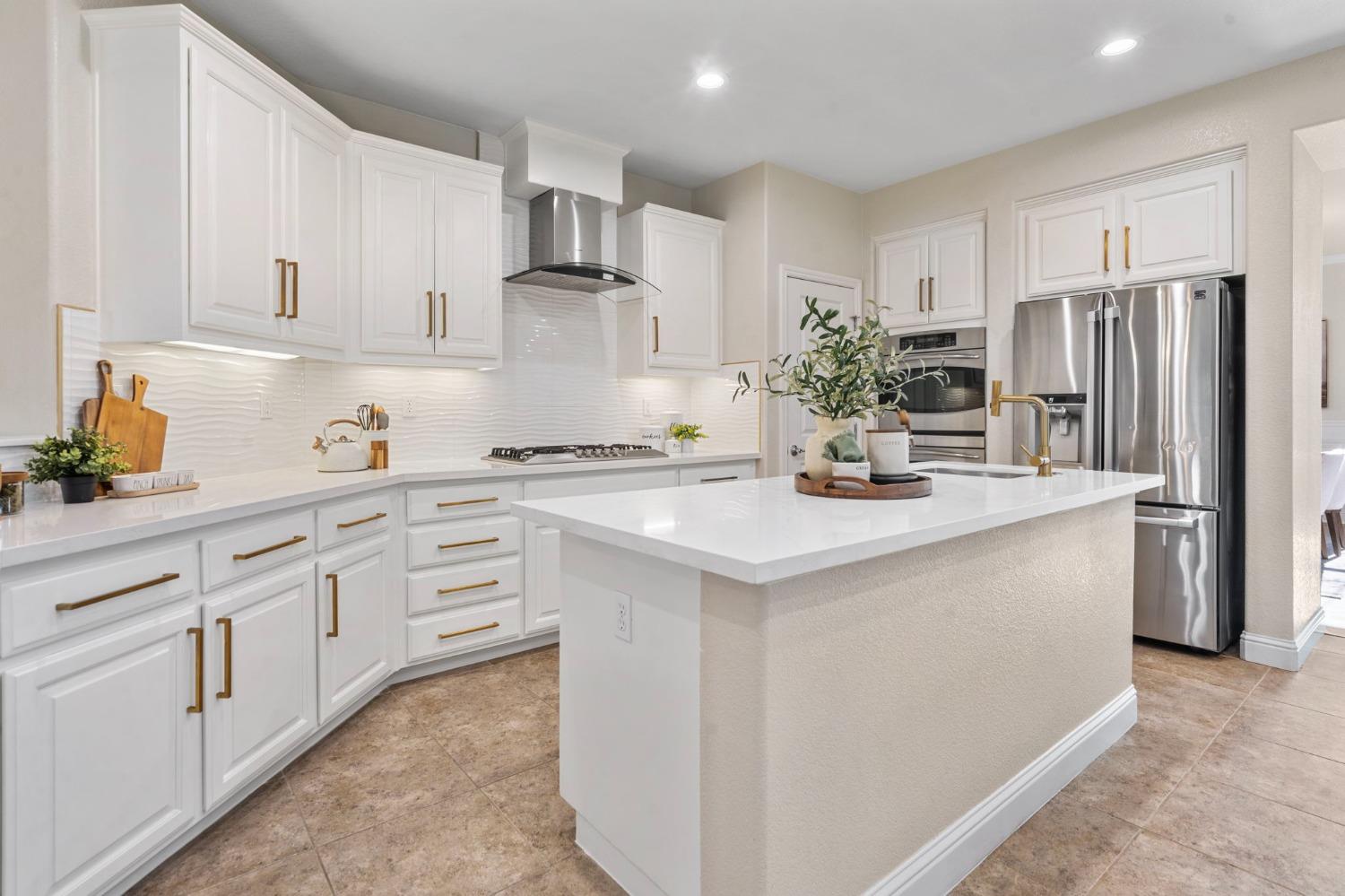 291 N Alta Dena Street