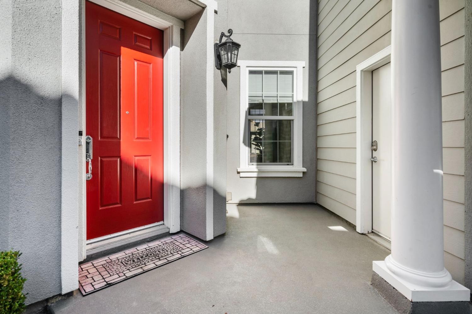 291 N Alta Dena Street