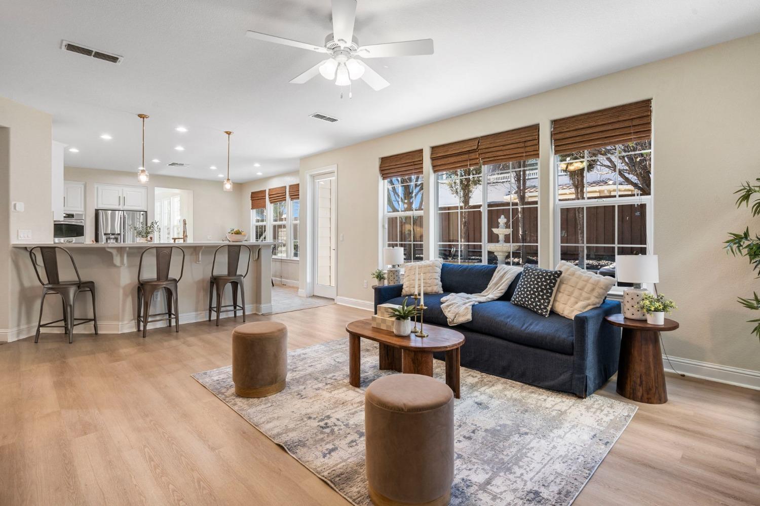 291 N Alta Dena Street