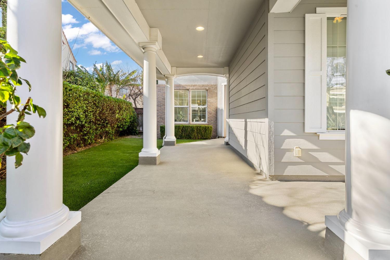 291 N Alta Dena Street