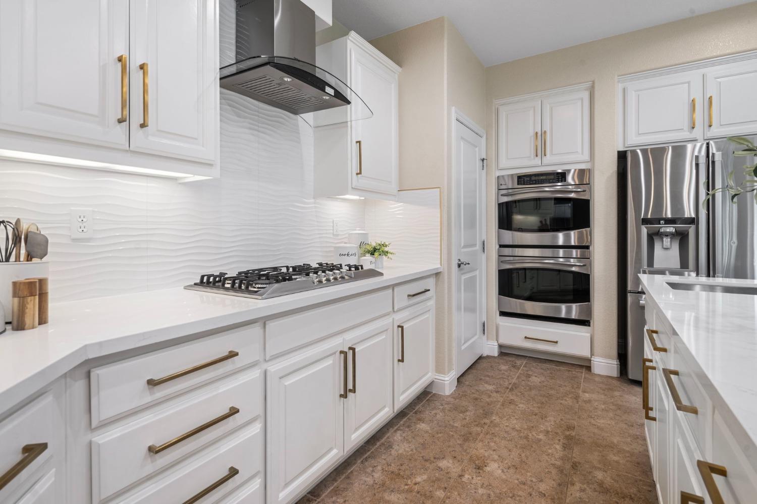 291 N Alta Dena Street