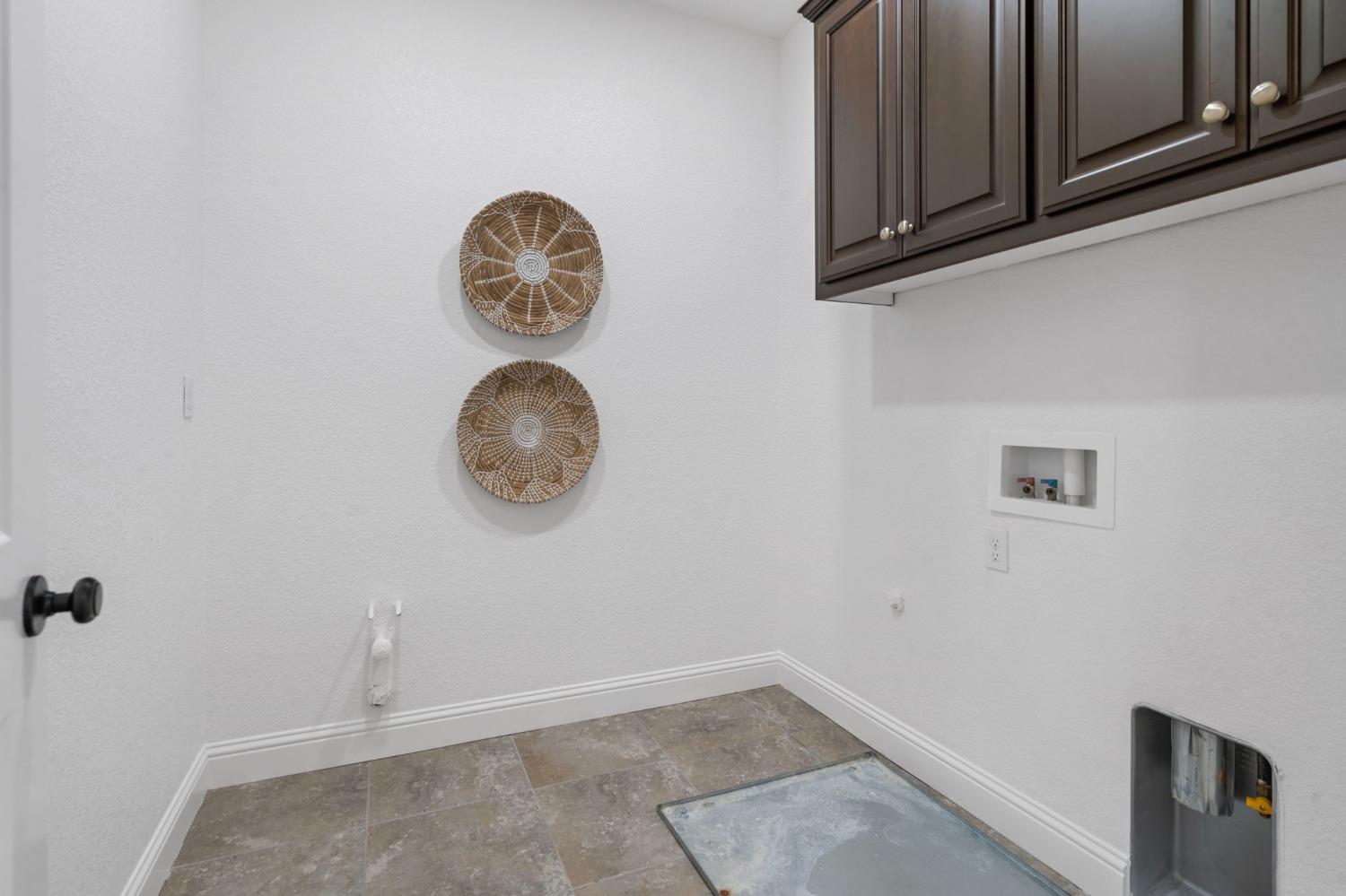 1186 S Vecindad Street