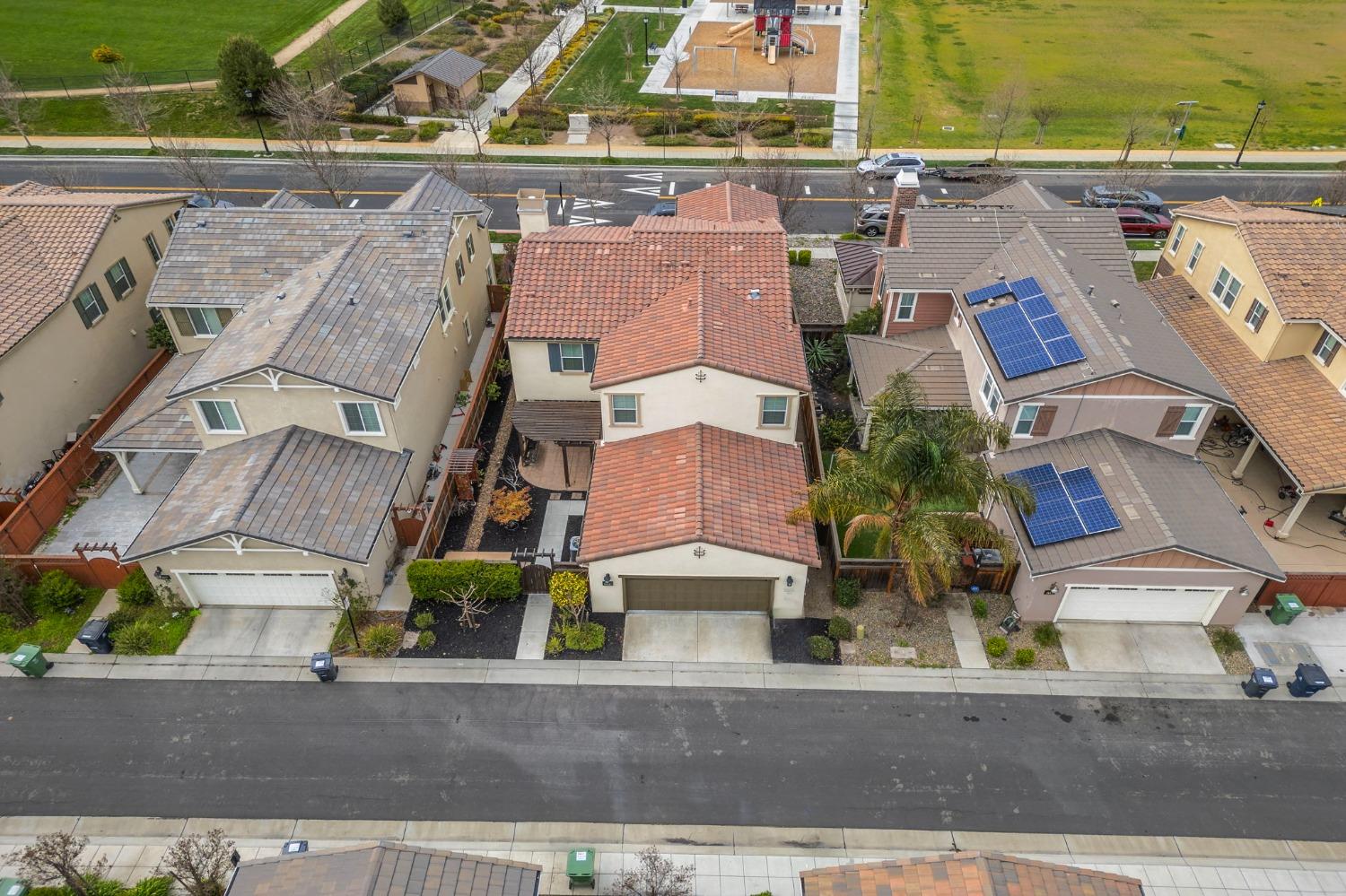 1186 S Vecindad Street