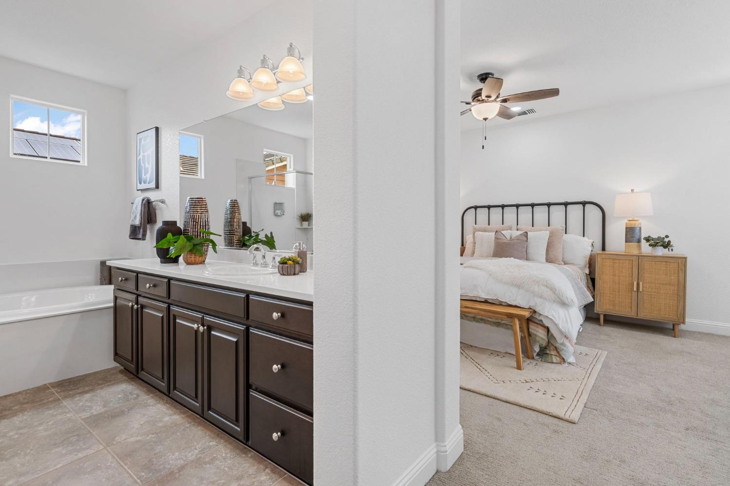 1186 S Vecindad Street