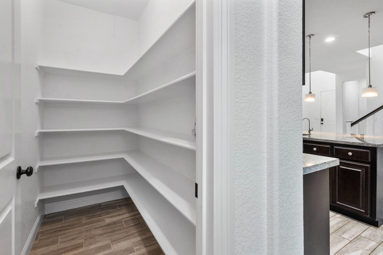 1186 S Vecindad Street