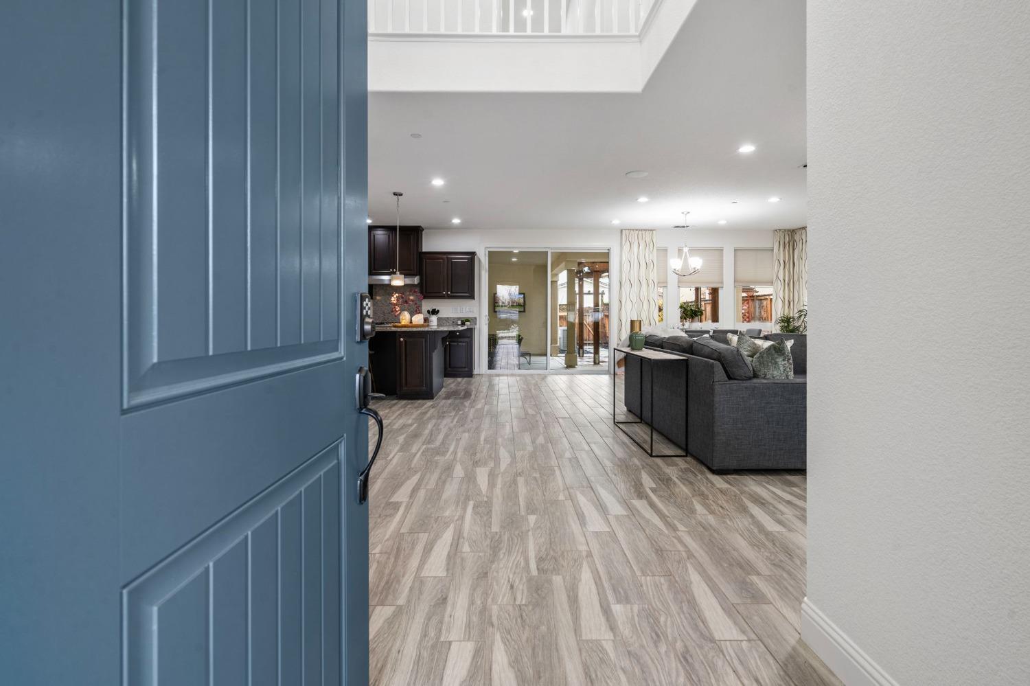 1186 S Vecindad Street