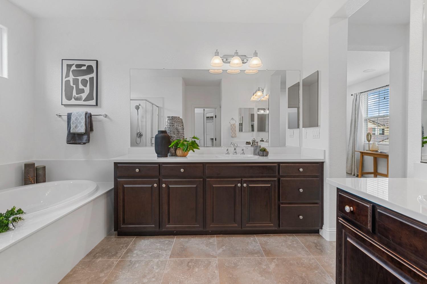 1186 S Vecindad Street