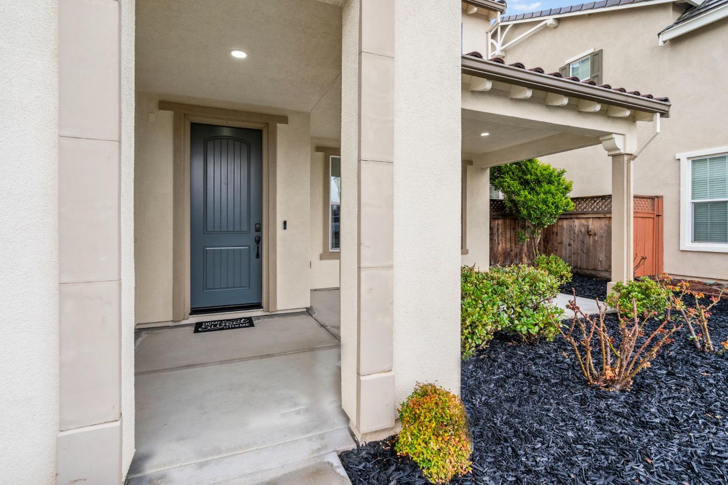 1186 S Vecindad Street