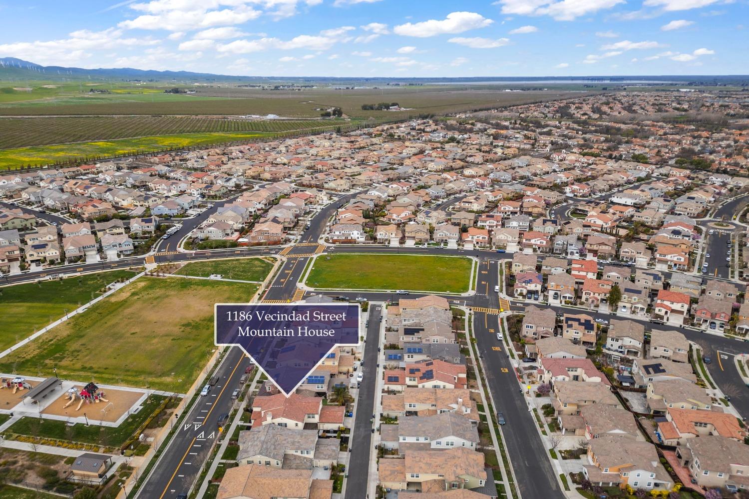 1186 S Vecindad Street