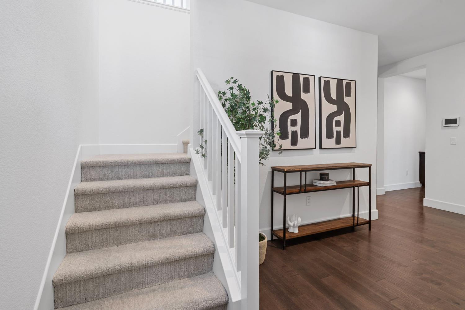 1442 S Wilshire Avenue