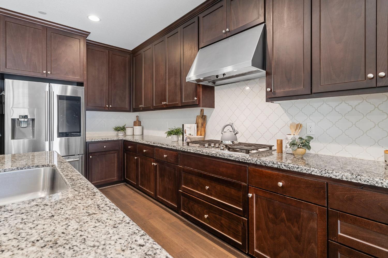 1442 S Wilshire Avenue