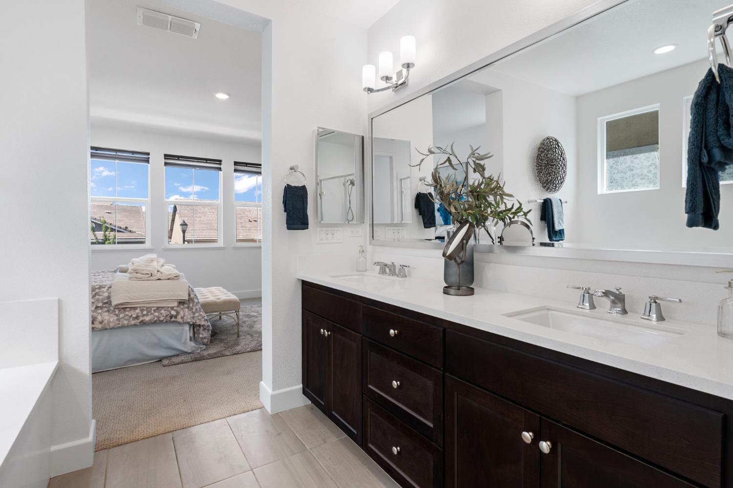 1442 S Wilshire Avenue