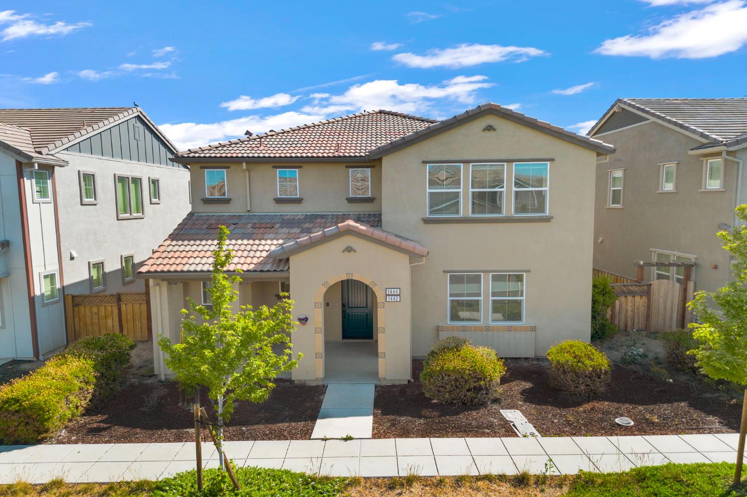 1442 S Wilshire Avenue