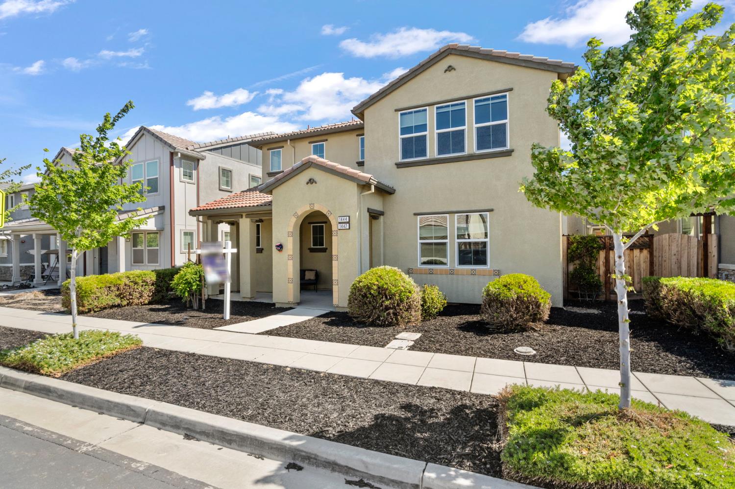 1442 S Wilshire Avenue