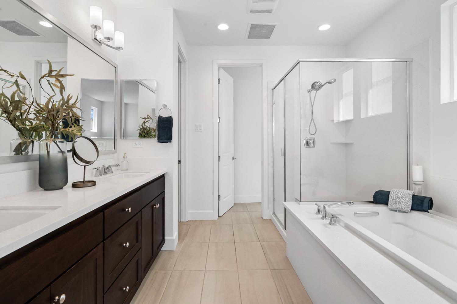 1442 S Wilshire Avenue