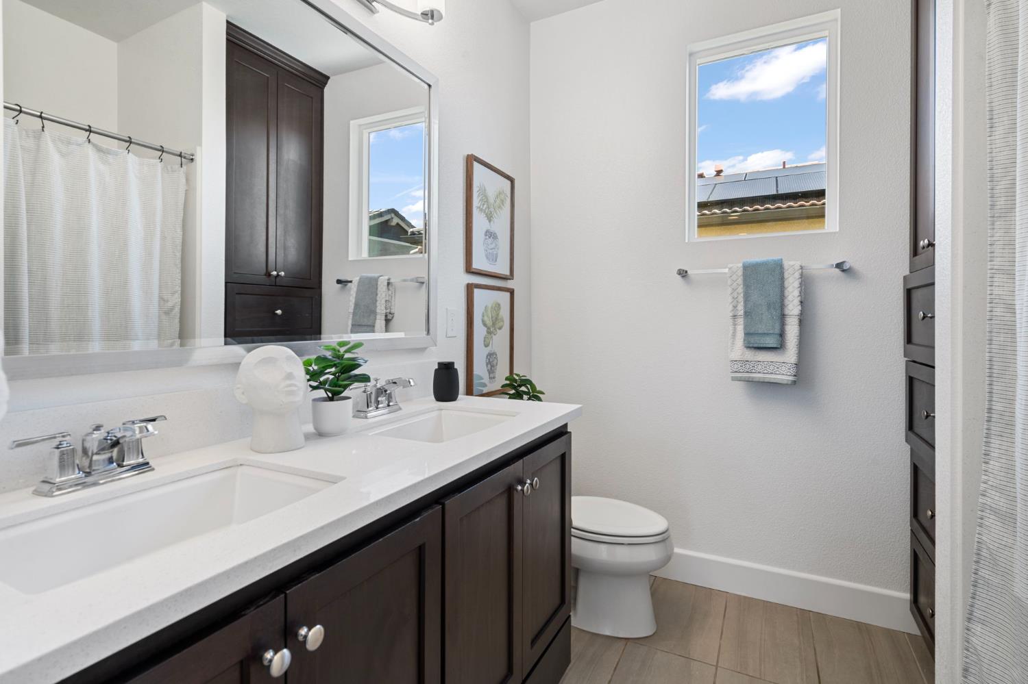 1442 S Wilshire Avenue