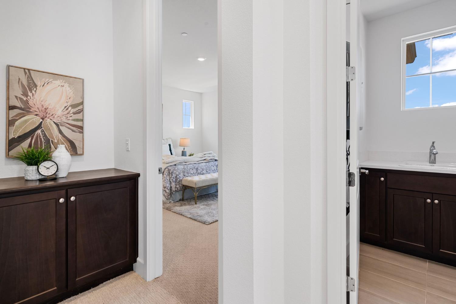 1442 S Wilshire Avenue