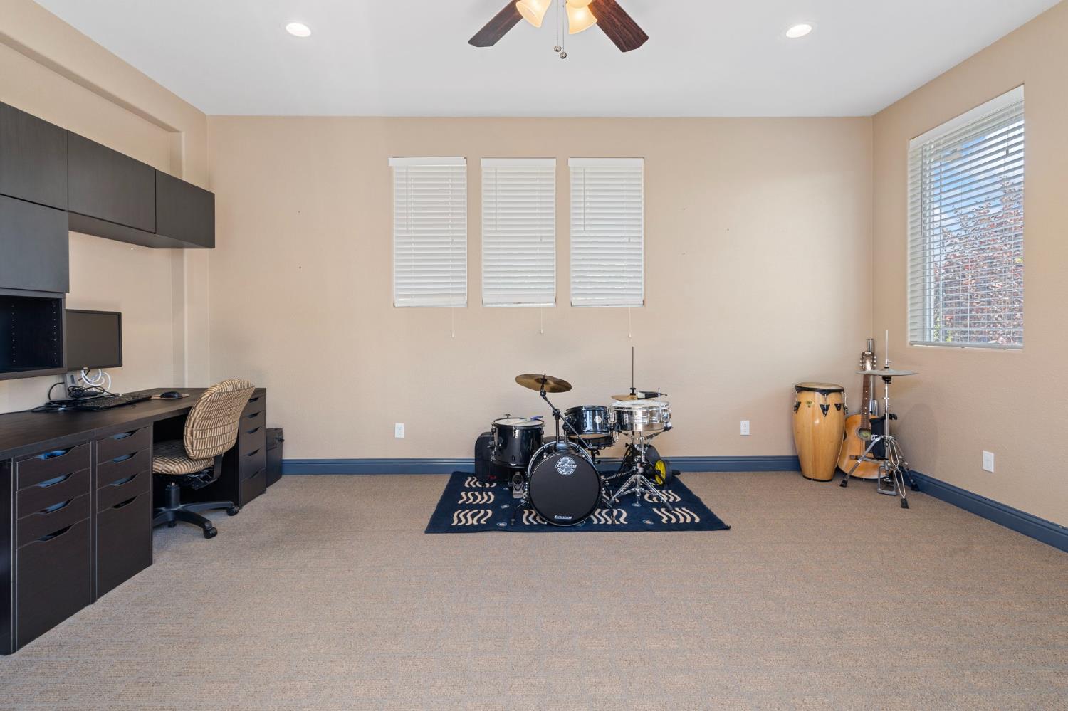 324 N Mill Valley Drive