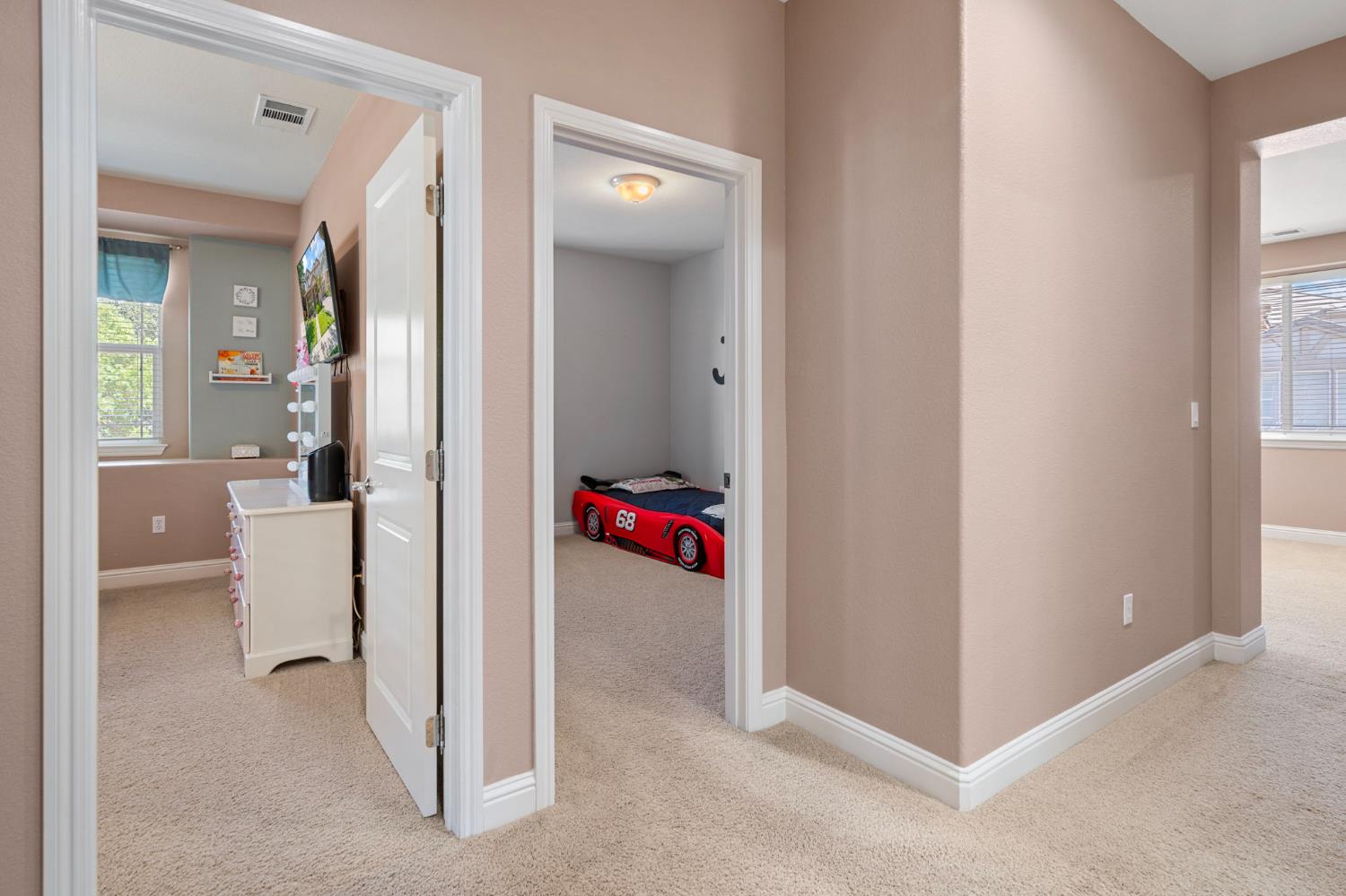 324 N Mill Valley Drive