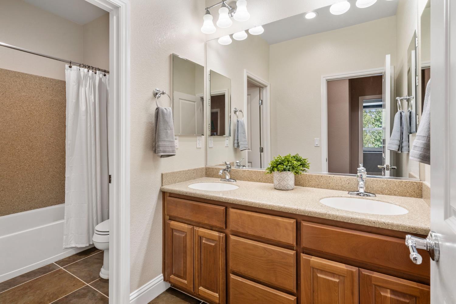 324 N Mill Valley Drive