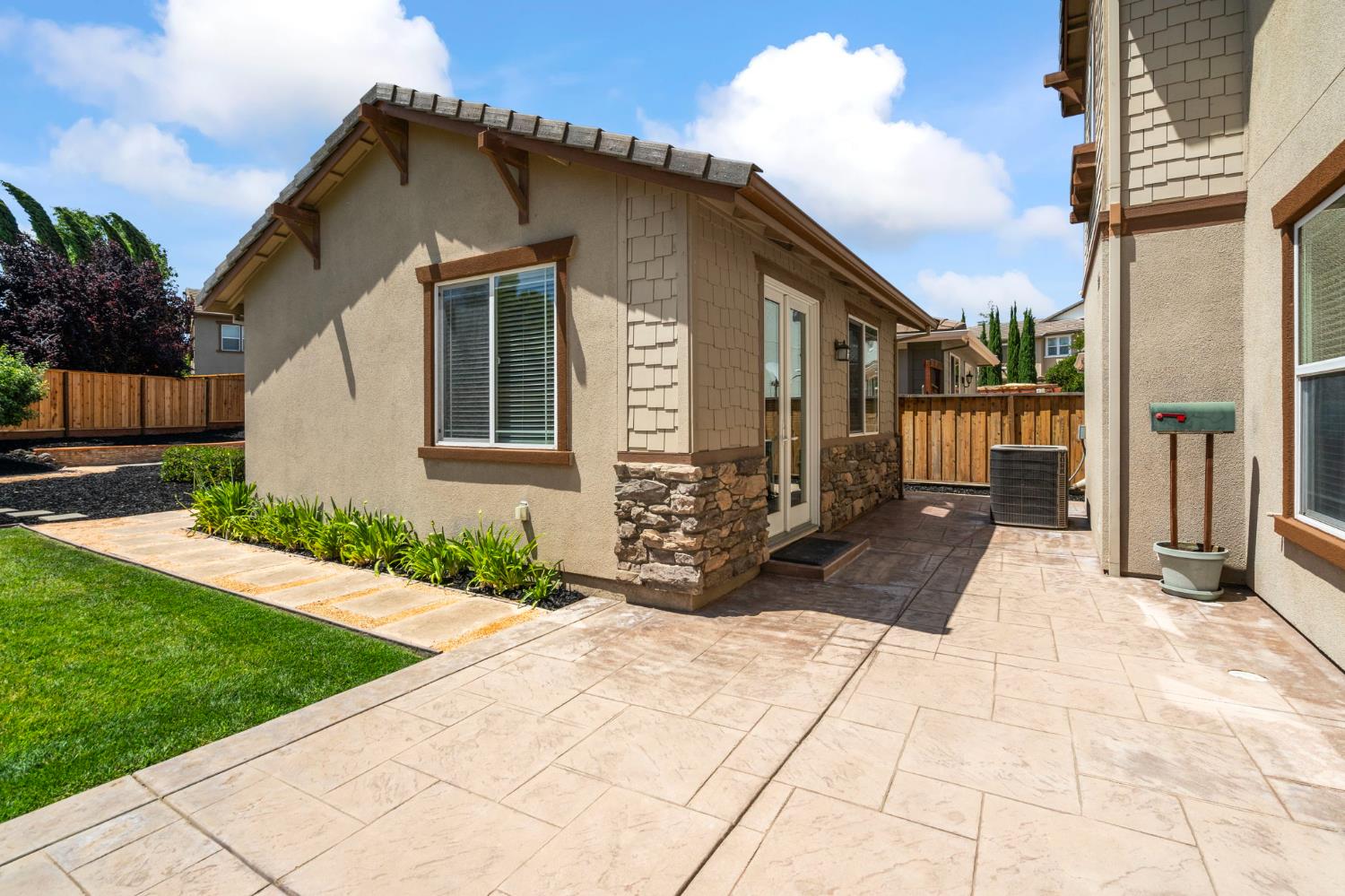 324 N Mill Valley Drive