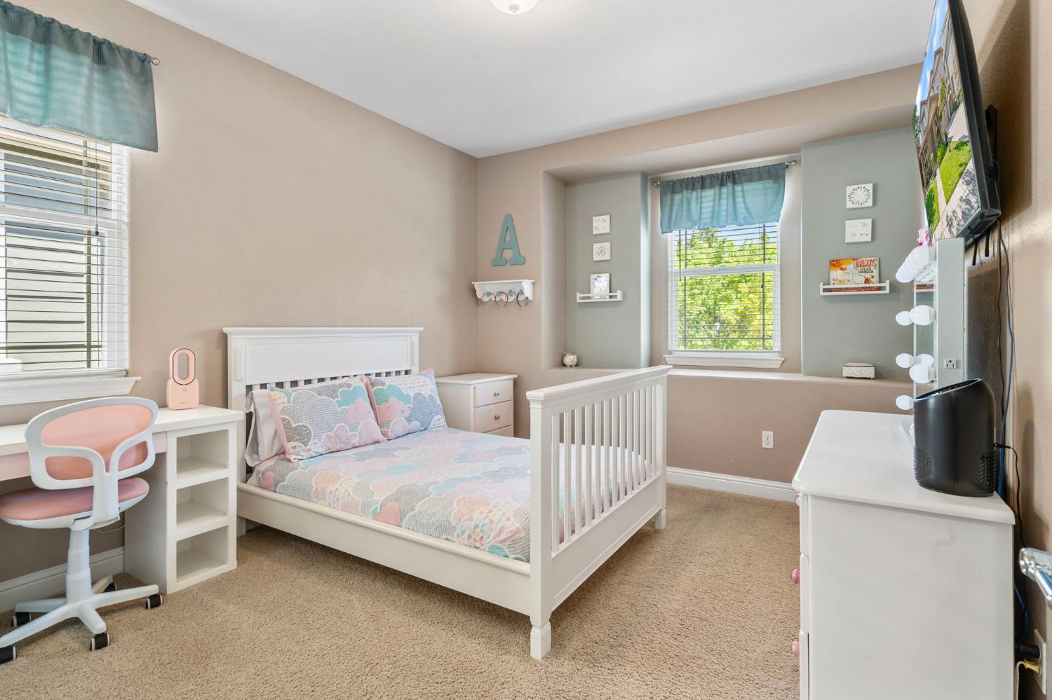 324 N Mill Valley Drive