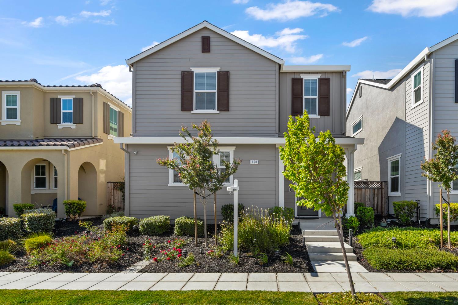 150 E Cortona Court