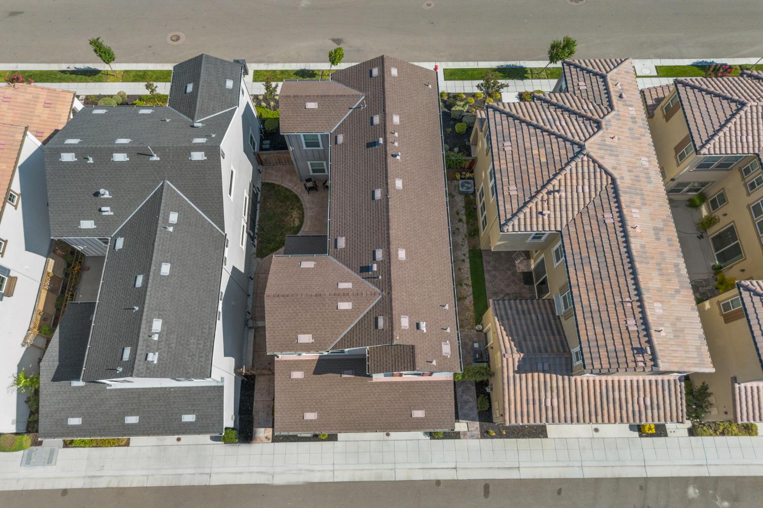 150 E Cortona Court